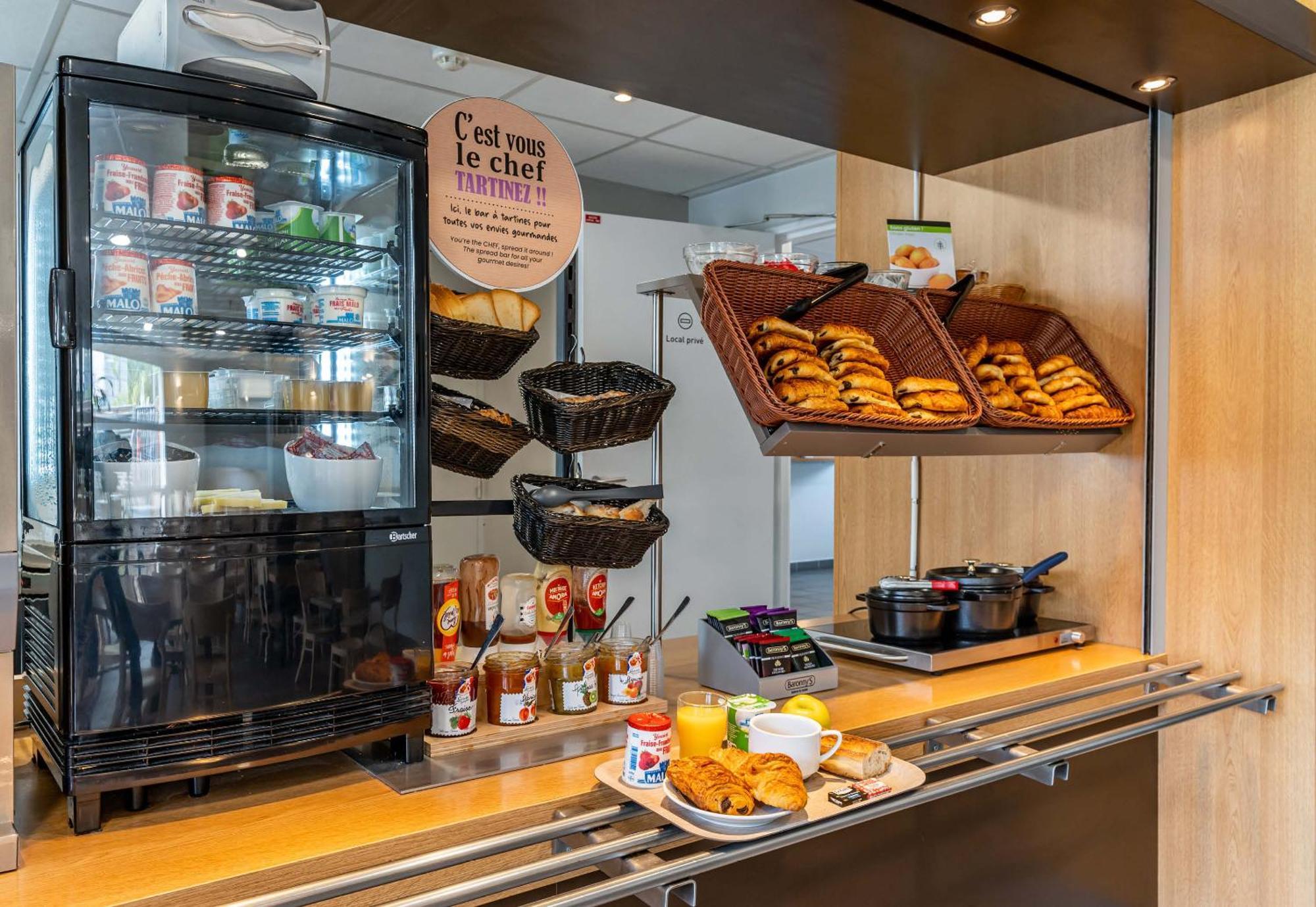 B&B Hotel Aix-En-Provence Le Tholonet 외부 사진